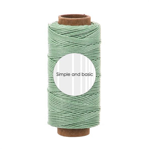 Simple and basic Polyester Thread "Spring green"