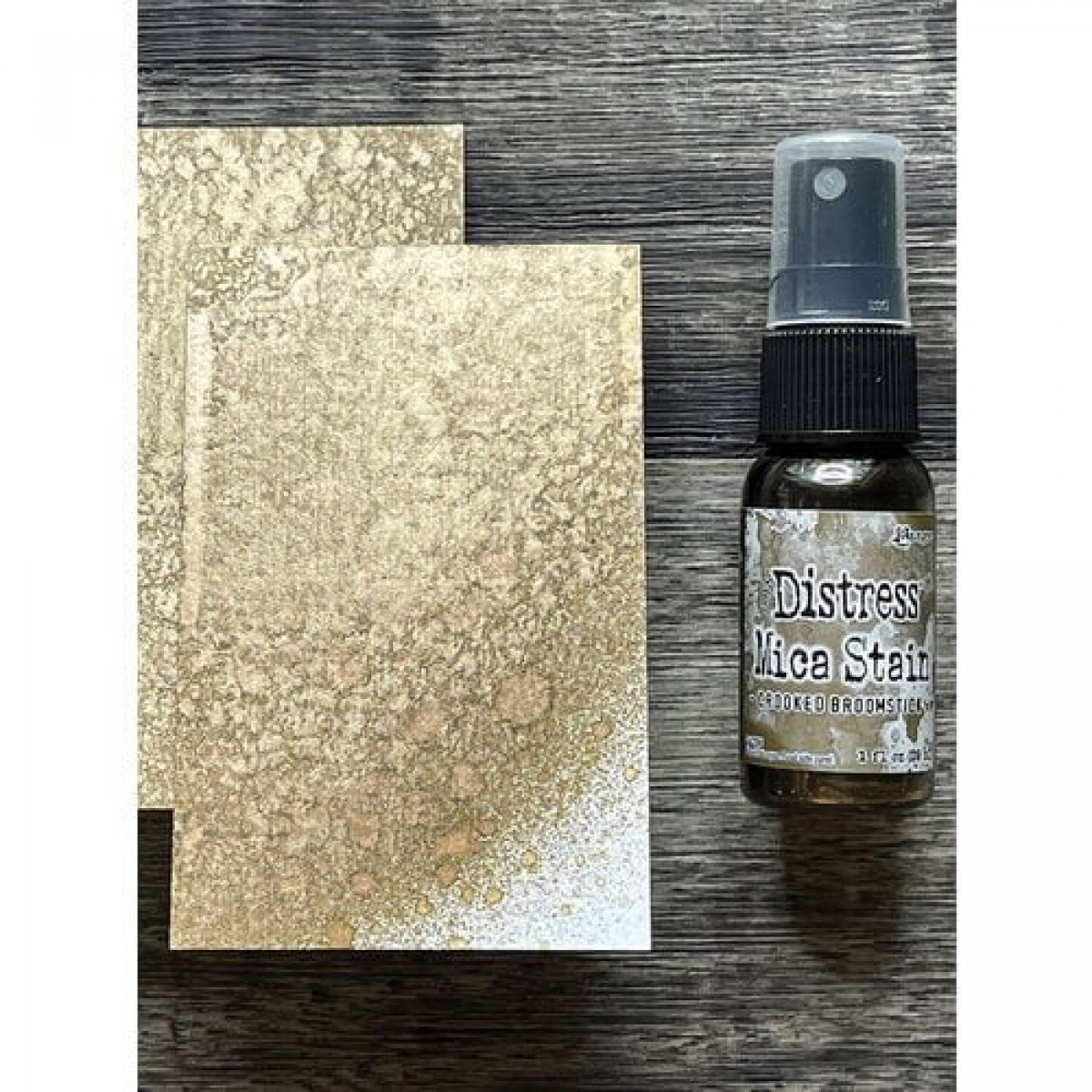 Ranger Tim Holtz - Distress Mica Stain Spray - Crooked Broomstick