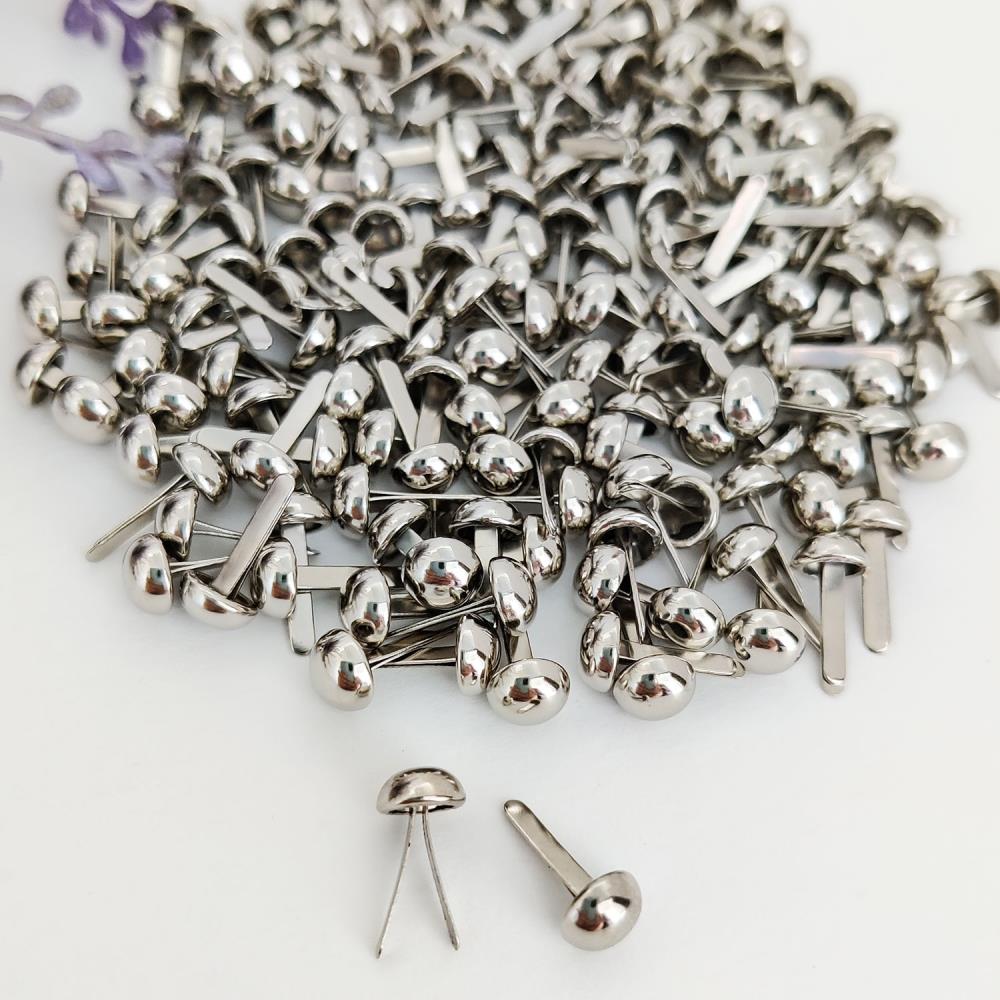 Dress My Craft Mini Brads 6mm 50/Pkg - Chrome